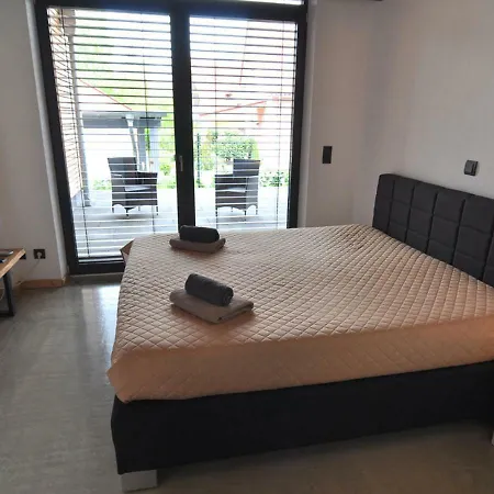 Das Haus Am See Polsdorf 22 E * Allersberg