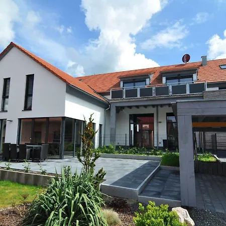Apartamento Das Haus Am See Polsdorf 22 E *